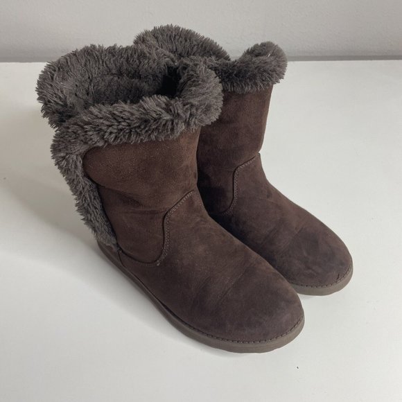 Cat & Jack Other - Cat & Jack Size 4 Girls Brown Boots Faux Suede Cozy Side Zip Fur Mid Calf